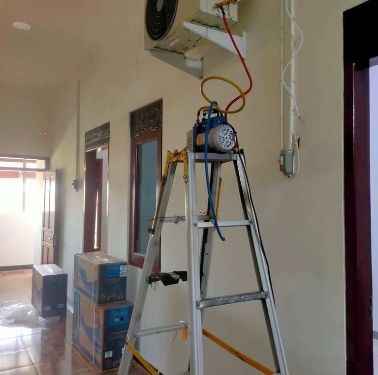 proses service ac vacuum di wates oleh teknisi