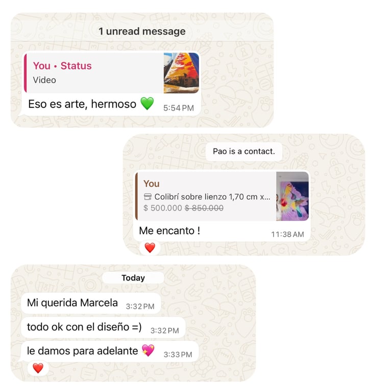 Imagen que muestra una selección de cuadros decorativos y chaquetas de jean personalizadas, destacando la diversidad en arte 