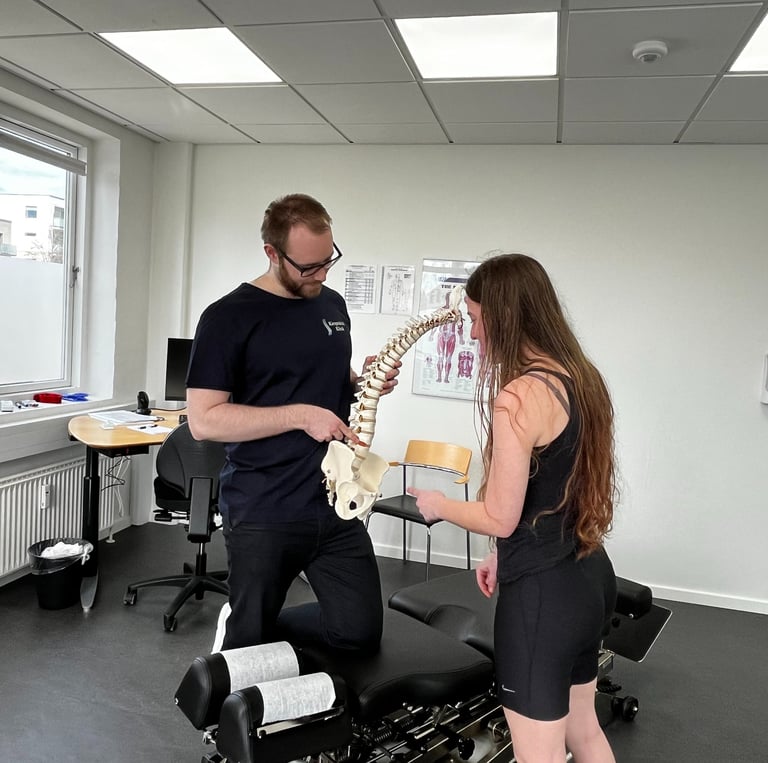 Hadsten kiropraktor-Simon Agerbo Devantié