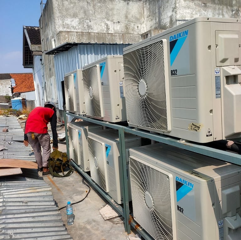 Layanan service AC Jogja buka 24 jam siap panggil kapan saja untuk perbaikan cepat dan terpercaya.