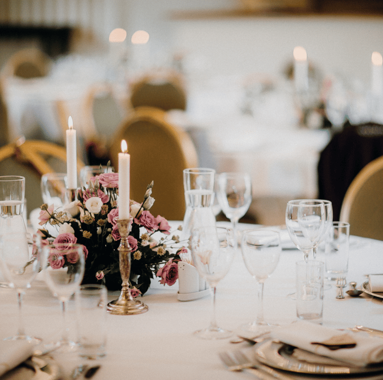 photo de tables dressées par le Festif Chambly