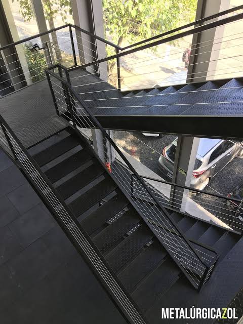 Escada Metalica em Francisco Morato São Paulo-SP-7