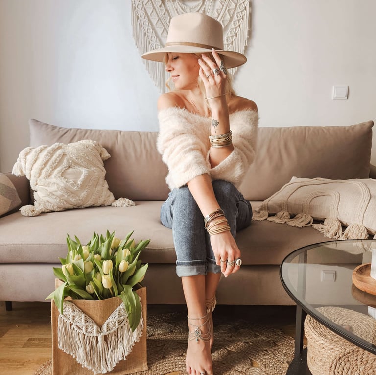 boho girl with macrame elements