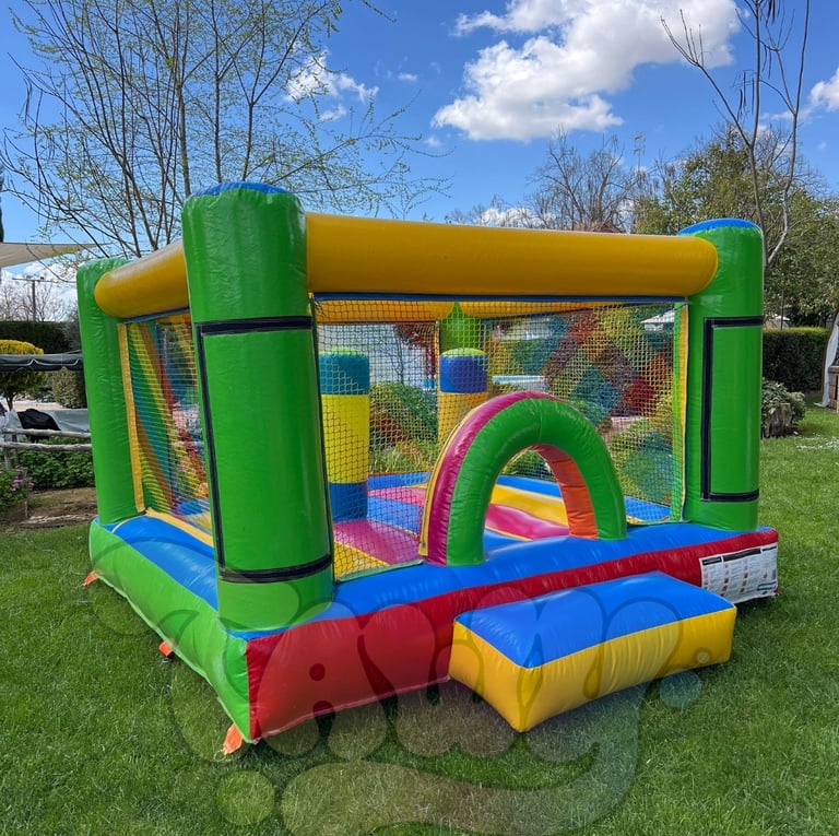 Castillo hinchable para alquiler en Madrid y Toledo