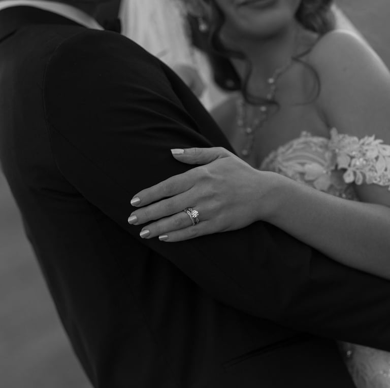 couple wedding in black and white at sterling event venue in minneola, fl