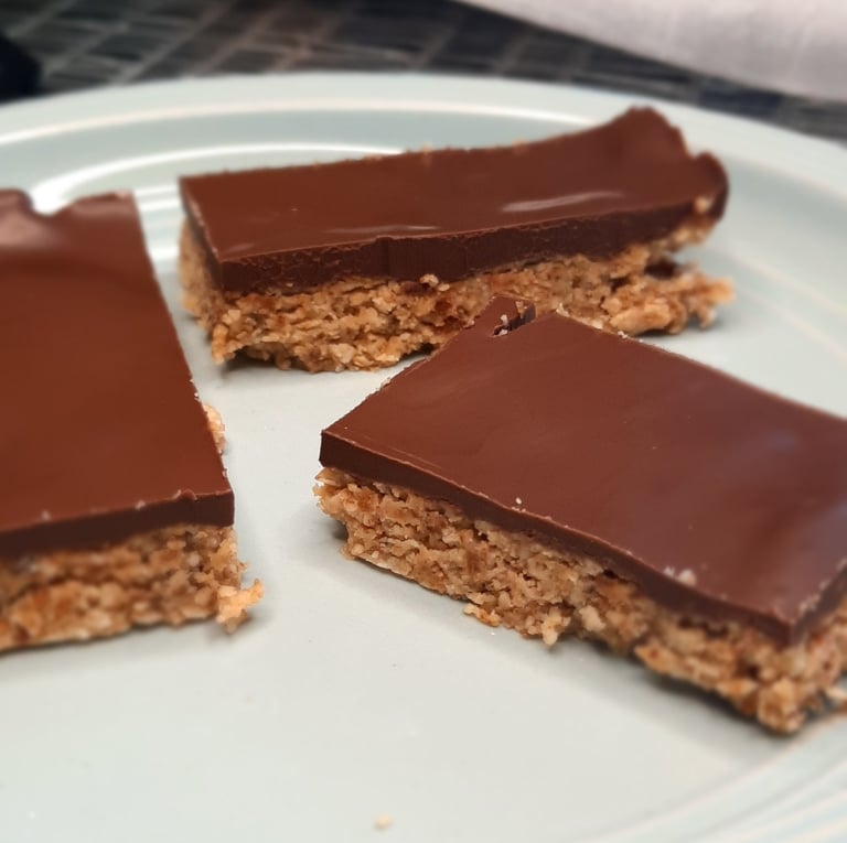 chocolate layered nut bar