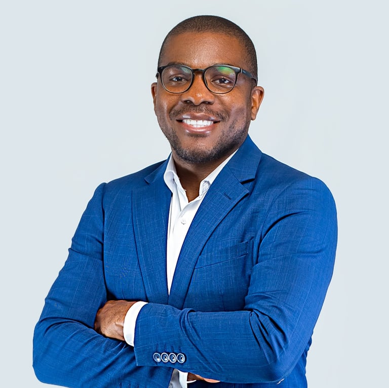 Edgar Morcys Formador e consultor de Marketing