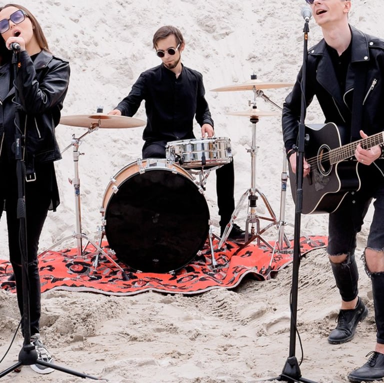 grupo musical-promoción musical