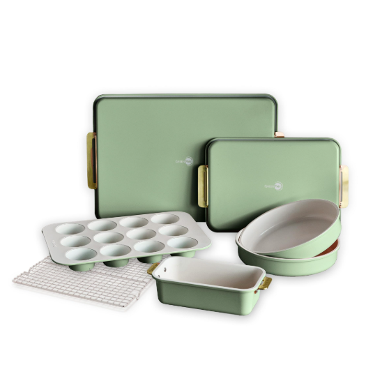 GreenPan 7-piece bakeware set with PFAS-free ceramic nonstick coating, non-toxic bakeware
