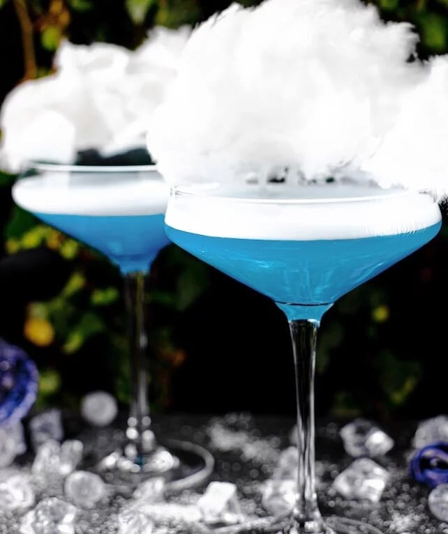 Захарен памук за украса на коктейли