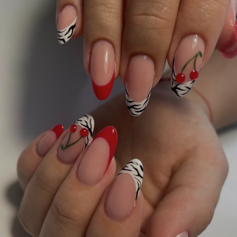 Geliu koreguoti nagai su vyšniomis