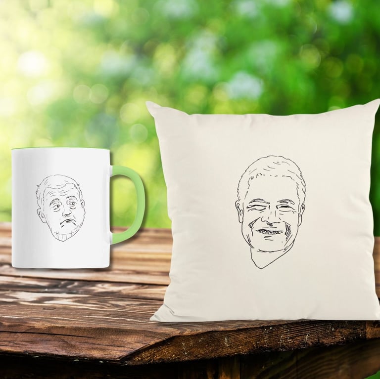 mug et coussin commerce équitable personnalisés avec portraits stylisés simples
