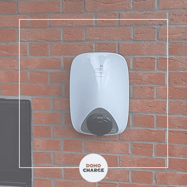 borne de recharge Schneider EVLink Home Smart Domocharge