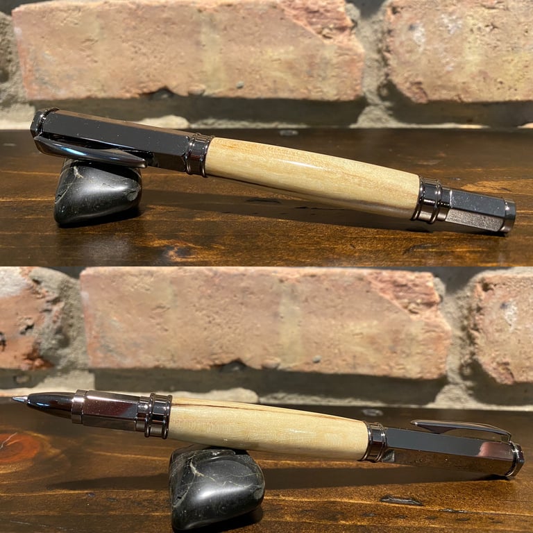 magnetic cap rollerball