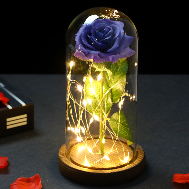 rose éternelle bleue sous cloche avec led