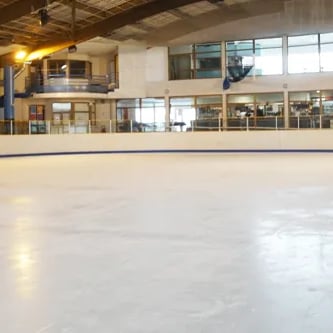 Ty Bayon - Activités pour vos P'tits Loups - Patinoire du Scorff