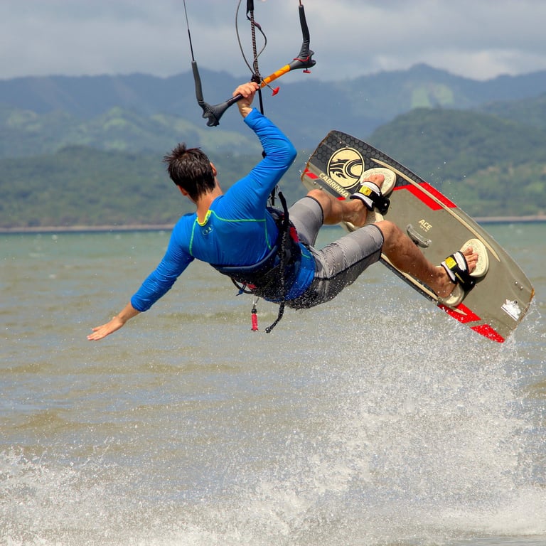 kitesurfer doing 360