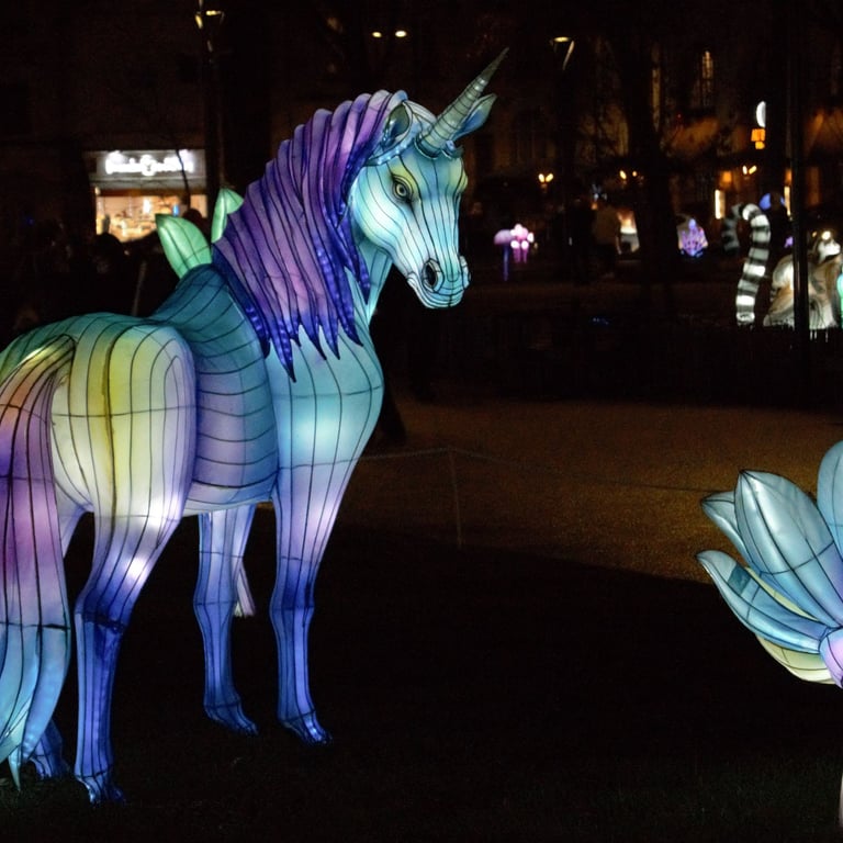 Illuminations Laval, licorne-colette-fouassier, Kiosque à Image