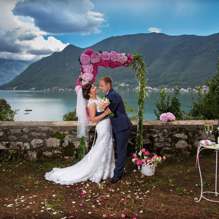 Wedding couple photo in Perast, Boka Bay wedding photo
