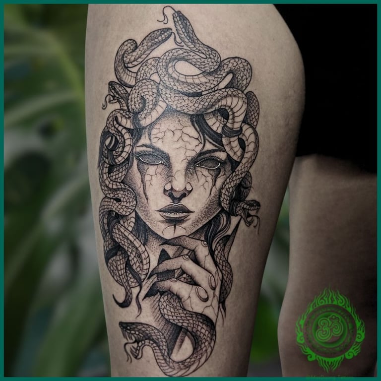artistic-snake-tattoo-maxduong