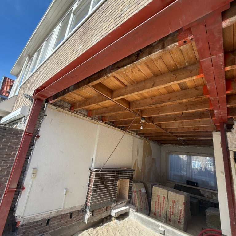 Staalconstructie uitbouw