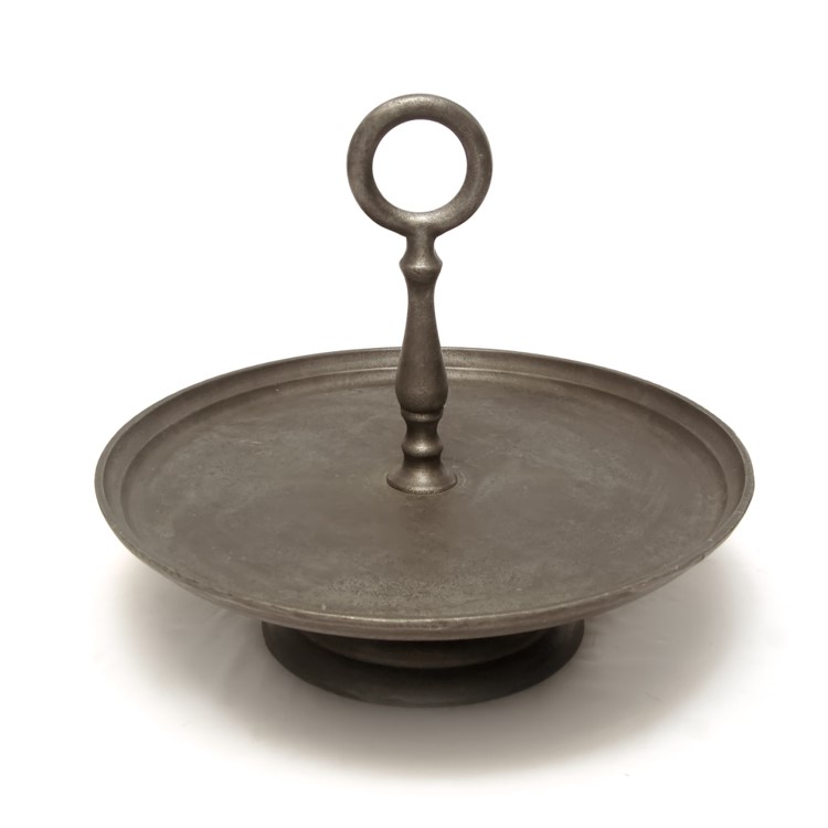 cake stand