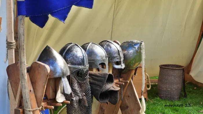 Festival Celtique, casques.