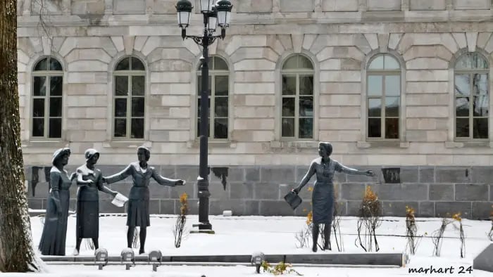 Hommage femmes en politique.vue d'ensemble