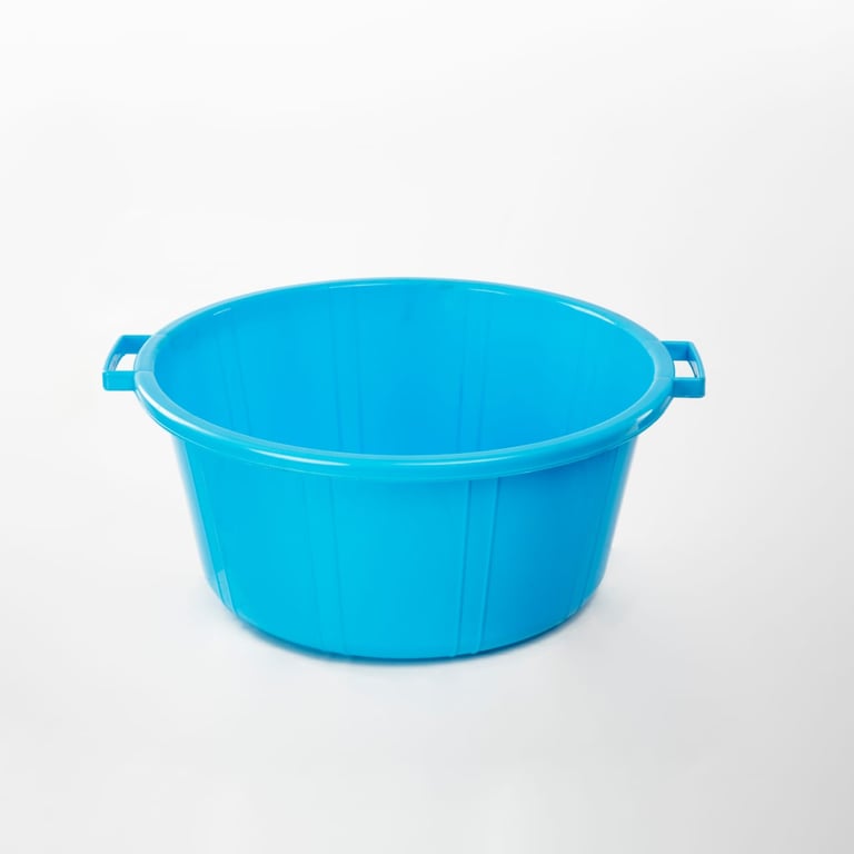 a baby blue plastic 34l basin