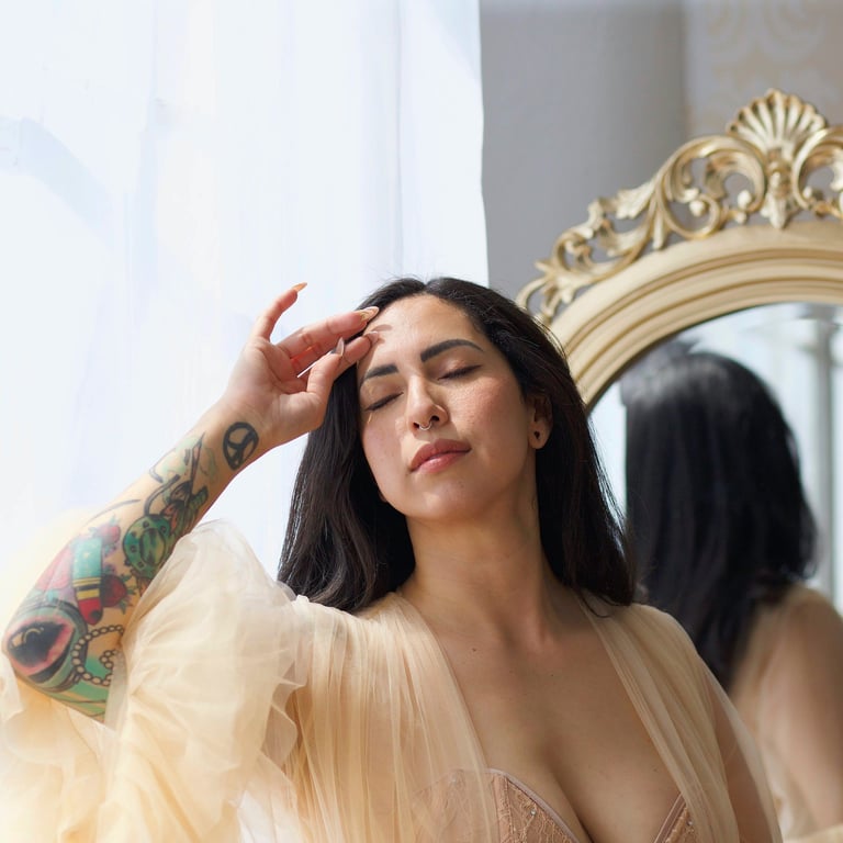 ethereal-beauty-lifestyle-portrait-gold-mirror