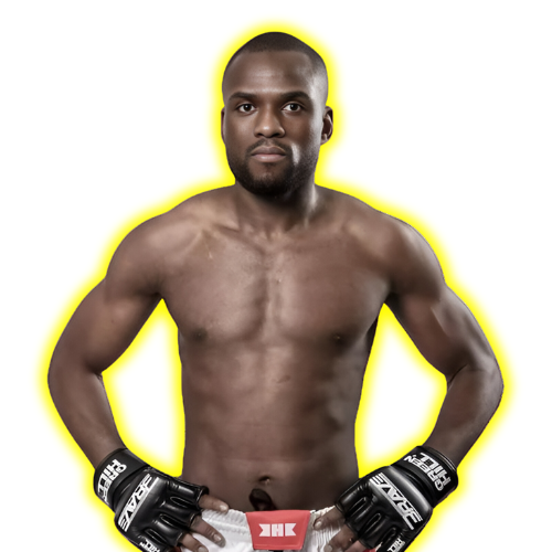abou yondaime tounkara de face avec des gants
