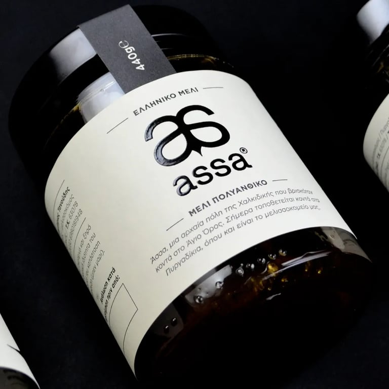 Glas Assa Multifloraler Honig liegend, griechischer Premium-Honig