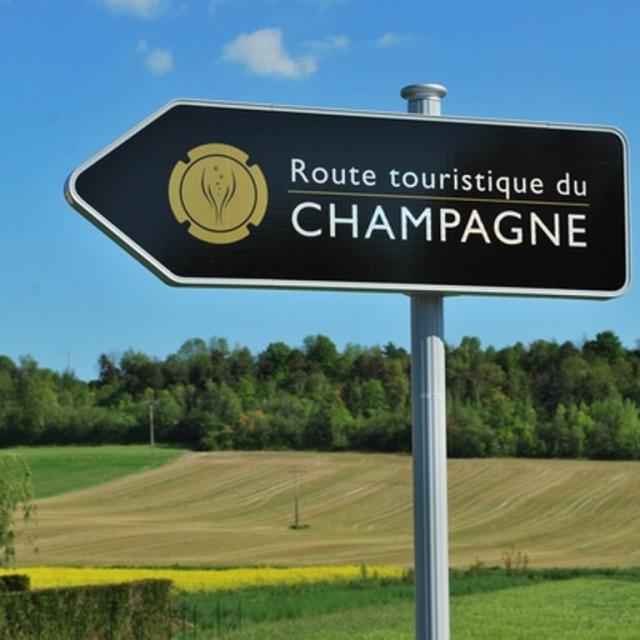 Champagne wine road sign