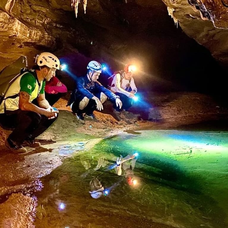 Visitemambai.com.br - Caverna Lapa das Dores