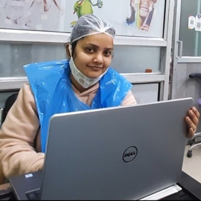 dr. binny vashist senior pediatric dentist for kids at peoples dental clinic greater noida