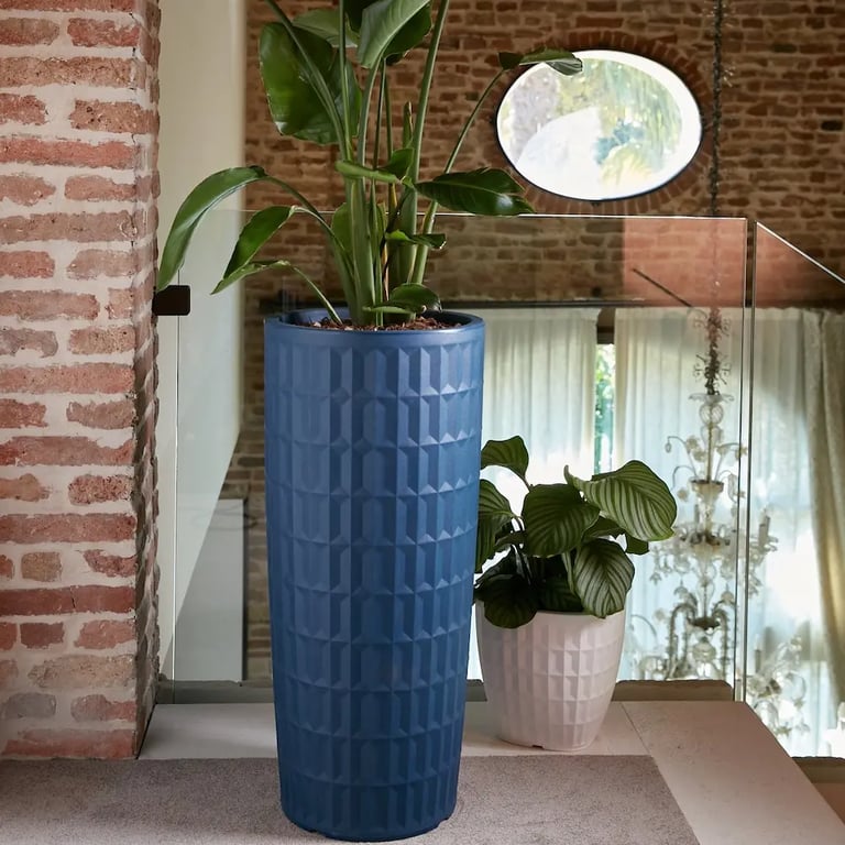maceta resina moderna, muy decorativa