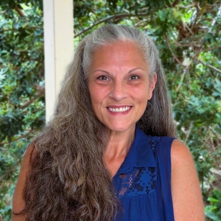 Judy Waitley, therapist for aniety, trauma, eating disorders and couples therapy in Hawaii