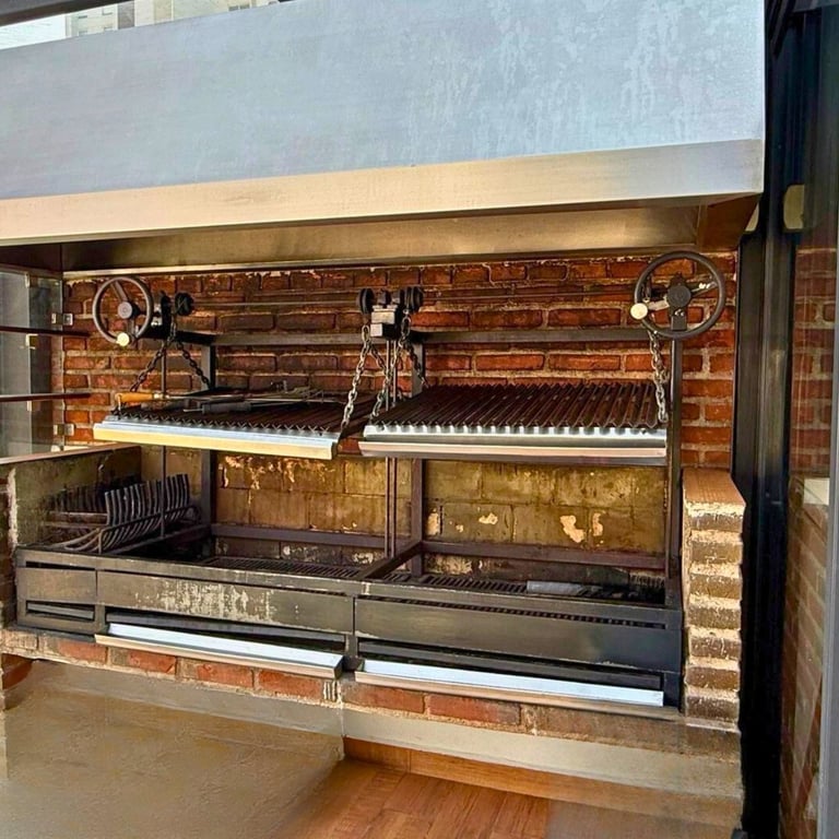 Asador argentino terraza casa Las Plazas Bosque Real