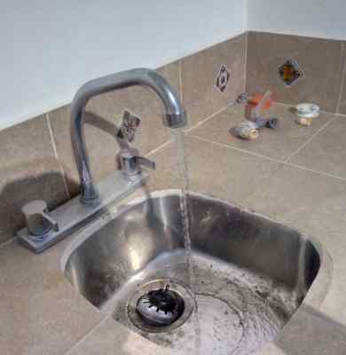 agua y gas fontanero