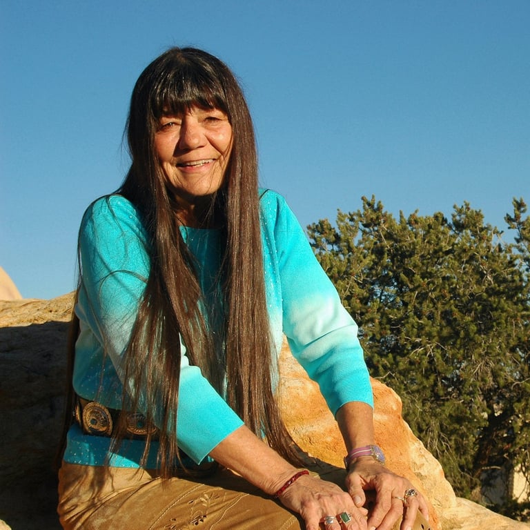 storyteller Dovie Thomason