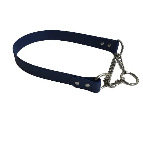 a dog collared leash with a chain link Luido pet gear