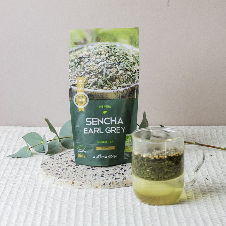Sachet Sencha Earl Grey Aromandise, design par Marion Guizzardi, directrice artistique, Montpellier - photo Océane Duveau