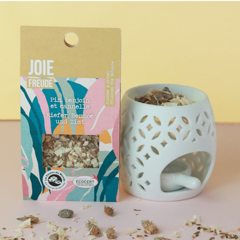Assemblage vibrant pour éveiller joie, packaging Marion Guizzardi, directrice artistique, Montpellier. Photo Océane Duveau.