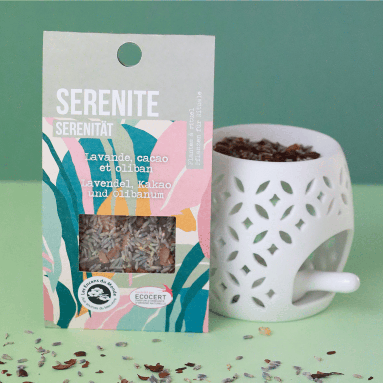Plantes à Rituel Sérénité, packaging papier par Marion Guizzardi, directrice artistique, Montpellier. Photo Océane Duveau.