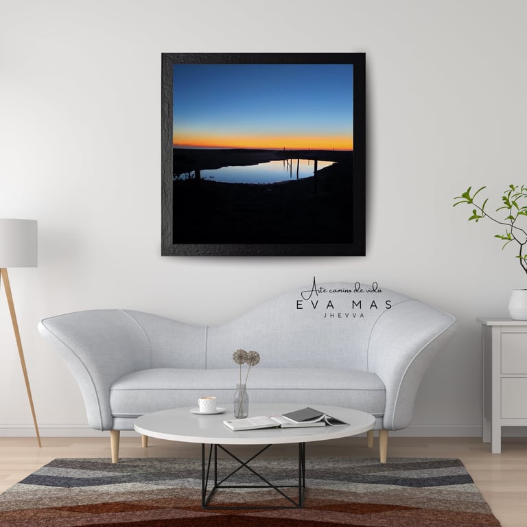 Fotografía de la naturaleza un amanecer y el reflejo en el agua