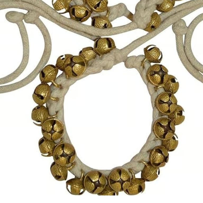 Cascabeles güruns de danza clasica de India cuerda blanca