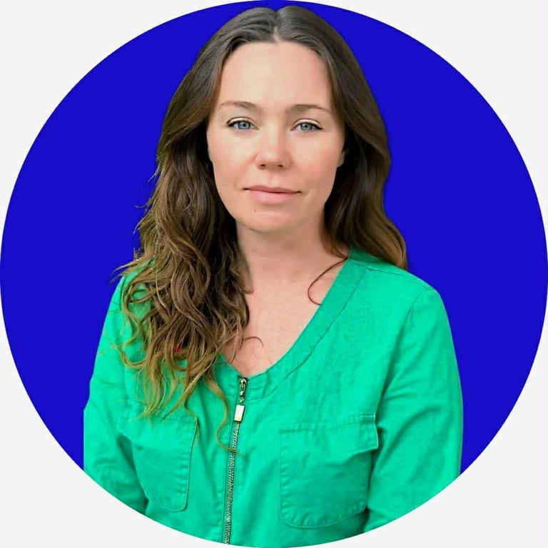 Chrystal, founder of Creative Sparrow