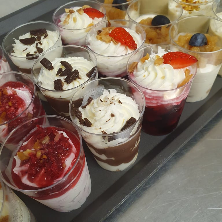 Plateau de Petits Fours Sucrés "Verrines"