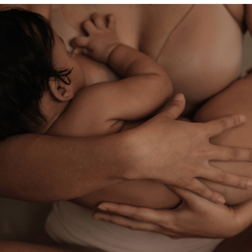 Allaitement maternel position madone