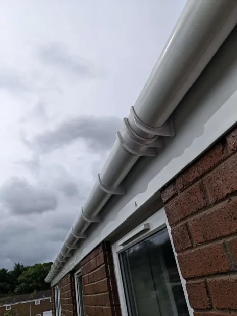 gutter clean